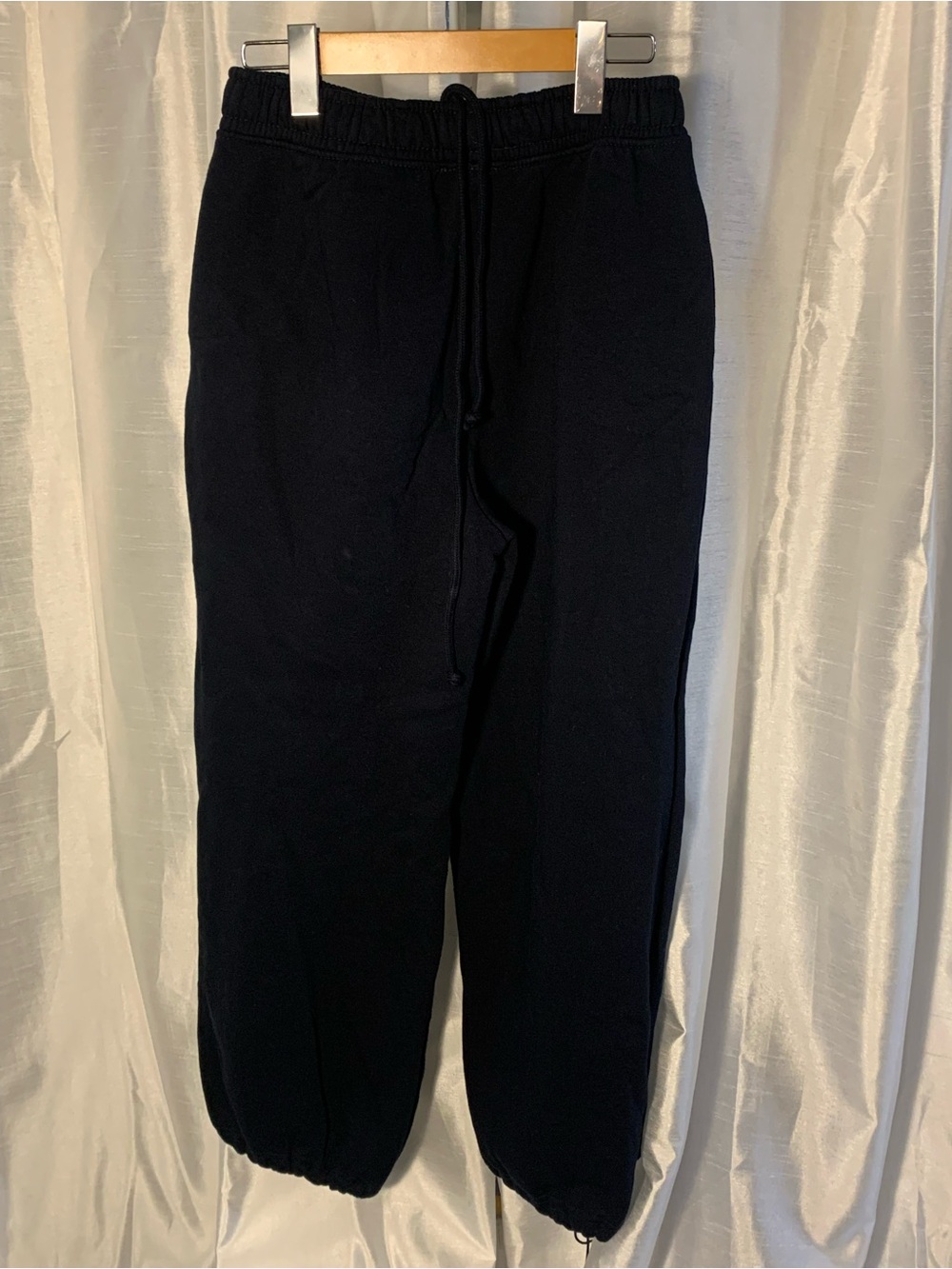 Ara Black Men’s Drawstring Jogger Sweatpants